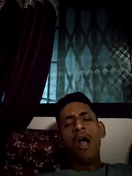 Snapshot of yung_cplz chatting on 11-27-25, 09:50 yung cplz online show from 11-27-25, 09:50