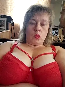 Snapshot of Catherine372311 chatting on 12-16-25, 10:09 Catherine372311 online show from 12-16-25, 10:09