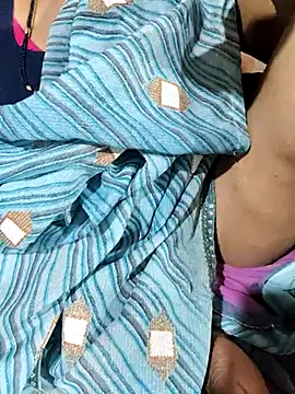 POOJACOUPLE online show from 01-16-26, 09:24