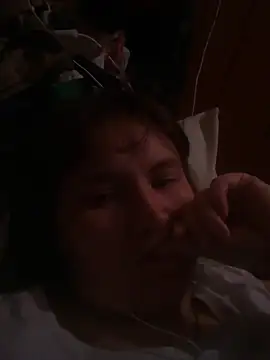 Snapshot of Romashka33011 chatting on 10-11-25, 04:38 Romashka33011 online show from 10-11-25, 04:38