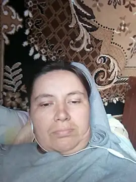 Snapshot of Romashka33011 chatting on 10-29-25, 11:23 Romashka33011 online show from 10-29-25, 11:23