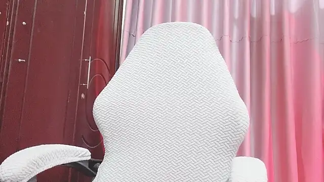 Vessi-babe online show from 09-20-25, 03:02