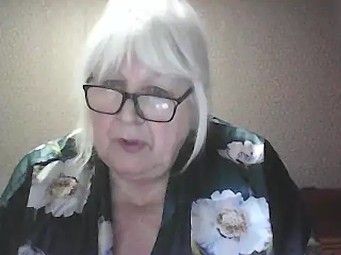 Snapshot of Alexia64231 chatting on 04-22-26, 03:02 Alexia64231 online show from 04-22-26, 03:02