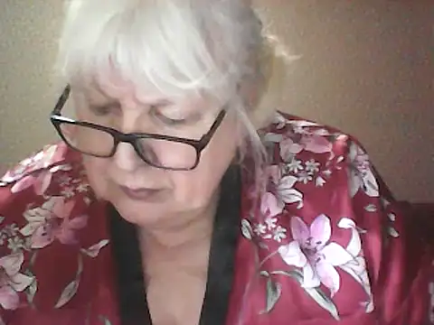 Snapshot of Alexia64231 chatting on 04-29-26, 02:59 Alexia64231 online show from 04-29-26, 02:59