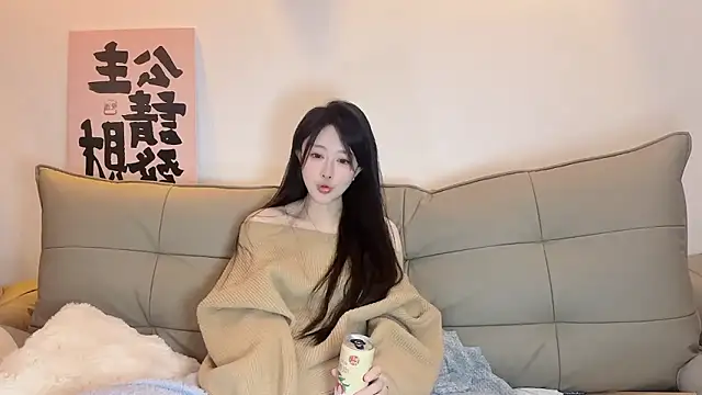 Snapshot of Puppy-520 chatting on 10-27-25, 02:32 Puppy-520 online show from 10-27-25, 02:32