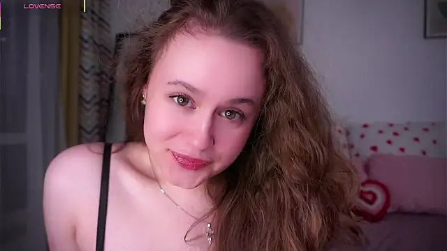 Snapshot of SusannaScholler chatting on 05-23-26, 10:58 SusannaScholler online show from 05-23-26, 10:58