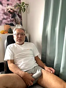 gholly2007 online show from 11-13-25, 02:32