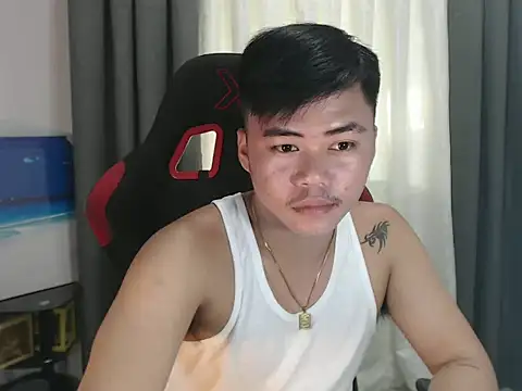 Snapshot of hot_emman chatting on 09-08-25, 11:15 hot emman online show from 09-08-25, 11:15