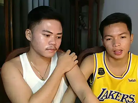 Snapshot of hot_emman chatting on 09-17-25, 03:46 hot emman online show from 09-17-25, 03:46