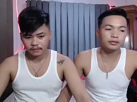 Snapshot of hot_emman chatting on 11-12-25, 07:31 hot emman online show from 11-12-25, 07:31