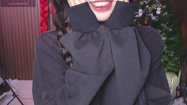      Panda      online show from 12-01-25, 03:44