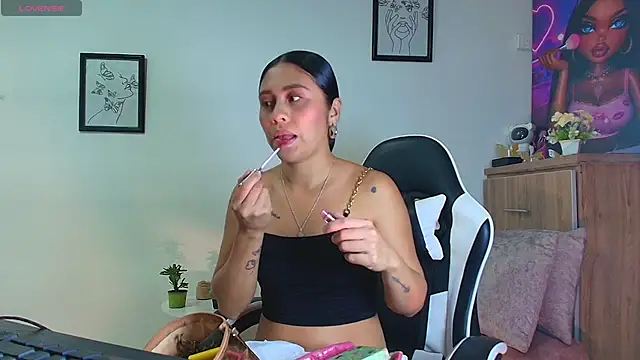 LuluMonroe Eup online show from 05-28-26, 02:31