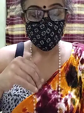 Snapshot of sweet-lotus chatting on 09-09-25, 05:34 sweet-lotus online show from 09-09-25, 05:34