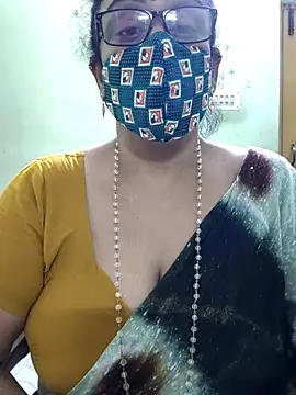 Snapshot of sweet-lotus chatting on 10-06-25, 01:41 sweet-lotus online show from 10-06-25, 01:41