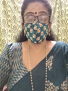 Snapshot of sweet-lotus chatting on 10-09-25, 04:49 sweet-lotus online show from 10-09-25, 04:49