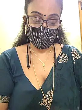 sweet-lotus online show from 02-11-26, 05:12