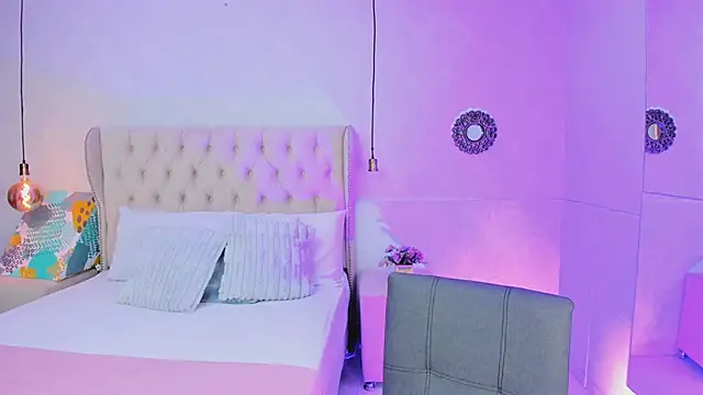 Snapshot of Tatihornyy chatting on 02-26-26, 11:20 Tatihornyy online show from 02-26-26, 11:20