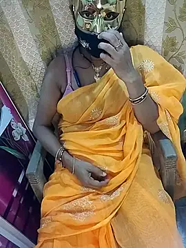 Snapshot of Hotty-Monaa chatting on 09-14-25, 05:23 Hotty-Monaa online show from 09-14-25, 05:23