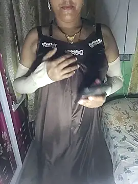 Snapshot of Hotty-Monaa chatting on 09-25-25, 05:05 Hotty-Monaa online show from 09-25-25, 05:05