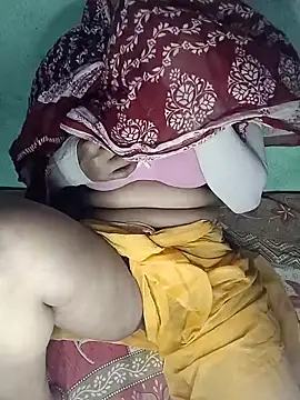 Snapshot of Hotty-Monaa chatting on 10-09-25, 05:00 Hotty-Monaa online show from 10-09-25, 05:00