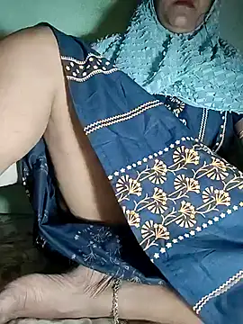 Snapshot of Hotty-Monaa chatting on 10-14-25, 05:25 Hotty-Monaa online show from 10-14-25, 05:25