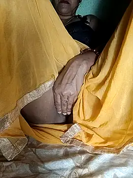 Snapshot of Hotty-Monaa chatting on 11-10-25, 04:50 Hotty-Monaa online show from 11-10-25, 04:50