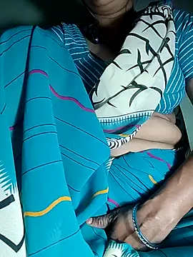 Snapshot of Hotty-Monaa chatting on 11-27-25, 04:42 Hotty-Monaa online show from 11-27-25, 04:42