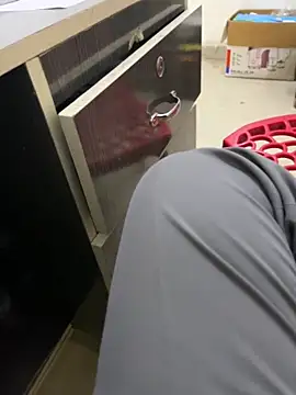 Snapshot of jucydick010887 chatting on 10-21-25, 11:33 jucydick010887 online show from 10-21-25, 11:33