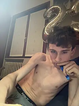 twinkethan07 online show from 02-02-26, 01:37