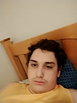 Snapshot of Breyyyyyyyy chatting on 10-28-25, 04:31 Breyyyyyyyy online show from 10-28-25, 04:31