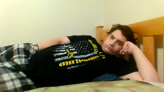 Snapshot of Breyyyyyyyy chatting on 10-31-25, 07:04 Breyyyyyyyy online show from 10-31-25, 07:04