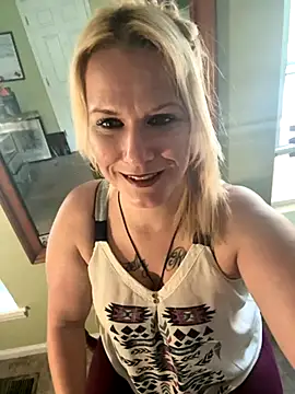 RhondaRump online show from 09-20-25, 09:38