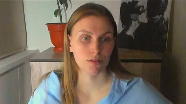 Snapshot of JuliaMuuun chatting on 03-29-26, 09:26 JuliaMuuun online show from 03-29-26, 09:26