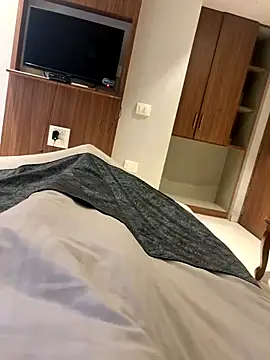 Snapshot of naughty_rocco chatting on 09-09-25, 04:06 naughty rocco online show from 09-09-25, 04:06