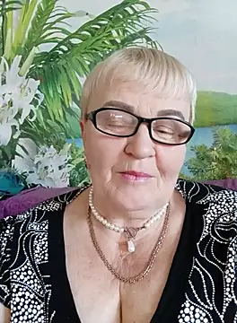 Snapshot of VioletSweet5566 chatting on 09-21-25, 10:17 VioletSweet5566 online show from 09-21-25, 10:17