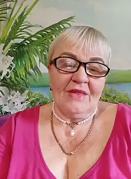 Snapshot of VioletSweet5566 chatting on 10-10-25, 10:36 VioletSweet5566 online show from 10-10-25, 10:36