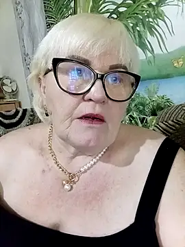 VioletSweet5566 online show from 05-17-26, 01:29