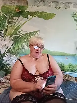 Snapshot of VioletSweet5566 chatting on 07-04-26, 06:52 VioletSweet5566 online show from 07-04-26, 06:52