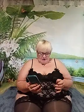 Snapshot of VioletSweet5566 chatting on 07-17-26, 04:01 VioletSweet5566 online show from 07-17-26, 04:01