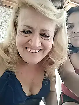 Snapshot of Belladama61 chatting on 10-15-25, 12:16 Belladama61 online show from 10-15-25, 12:16