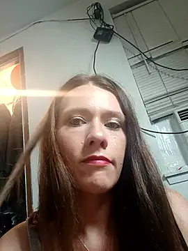 Wonderland97 online show from 12-21-25, 03:24