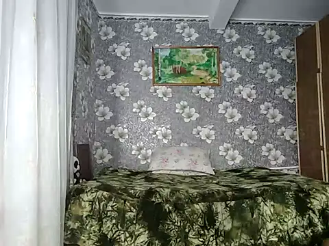 AliceGold5231 online show from 10-04-25, 07:12