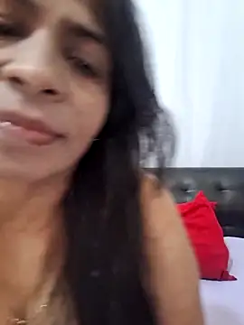 floresblancas online show from 12-14-25, 04:56