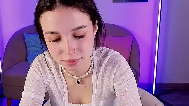 Snapshot of LANA_MILANO chatting on 10-15-25, 11:10 LANA MILANO online show from 10-15-25, 11:10