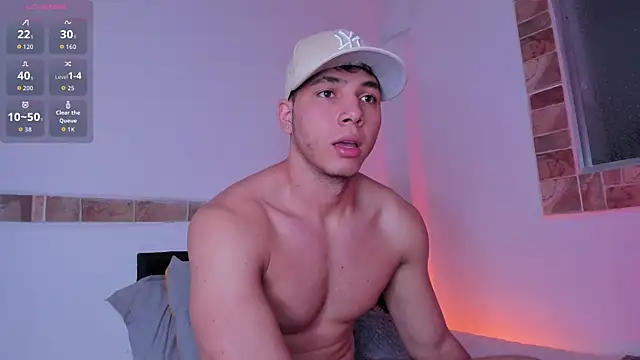 max valiant1 online show from 10-21-25, 09:54