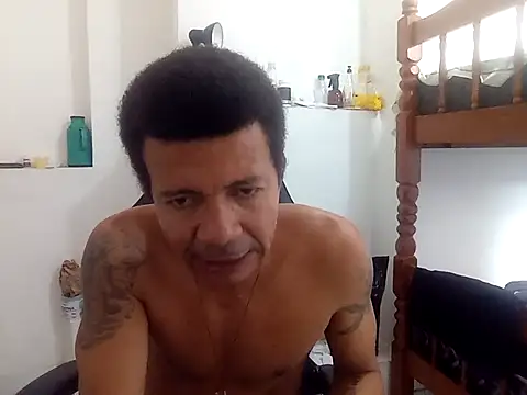 Snapshot of moreno25centimetro chatting on 09-22-25, 04:31 moreno25centimetro online show from 09-22-25, 04:31