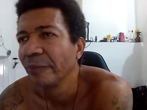 Snapshot of moreno25centimetro chatting on 10-28-25, 12:41 moreno25centimetro online show from 10-28-25, 12:41