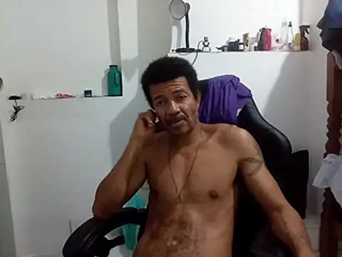 Snapshot of moreno25centimetro chatting on 11-08-25, 02:34 moreno25centimetro online show from 11-08-25, 02:34