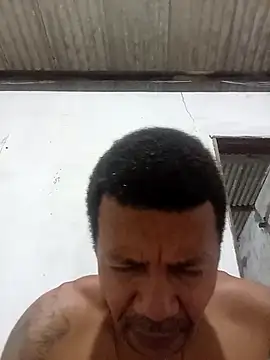 Snapshot of moreno25centimetro chatting on 04-05-26, 12:52 moreno25centimetro online show from 04-05-26, 12:52