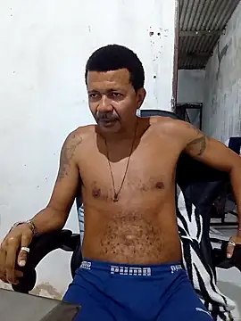 Snapshot of moreno25centimetro chatting on 04-21-26, 11:18 moreno25centimetro online show from 04-21-26, 11:18